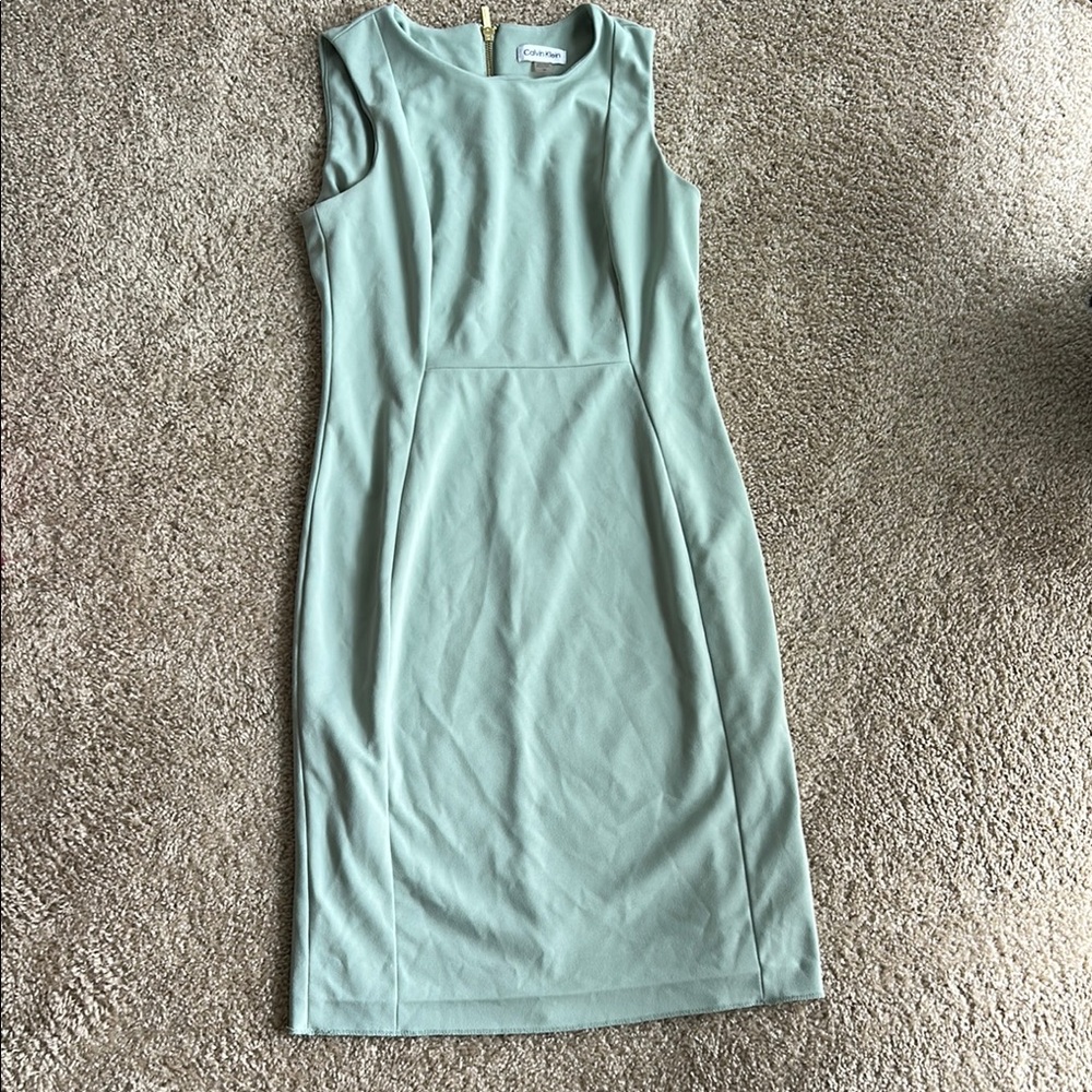 Calvin Klein Green Sleeveless Sheath Dress